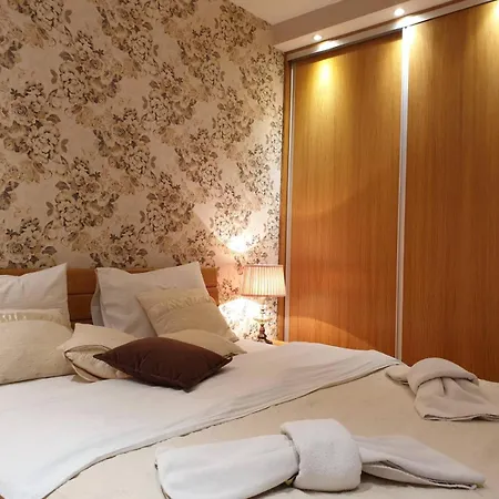 Διαμέρισμα Shabby Chik, Cozy Near St Sava Temple *