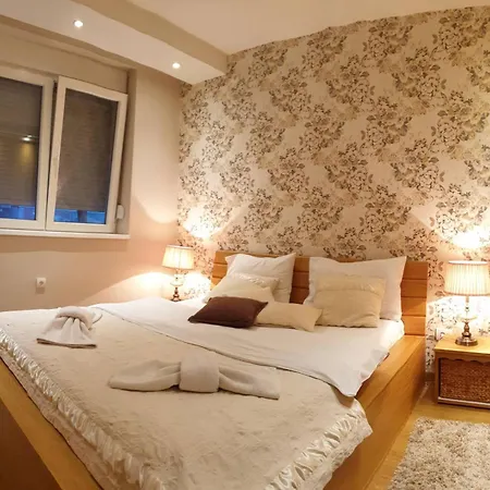 Shabby Chik, Cozy Near St Sava Temple Βελιγράδι