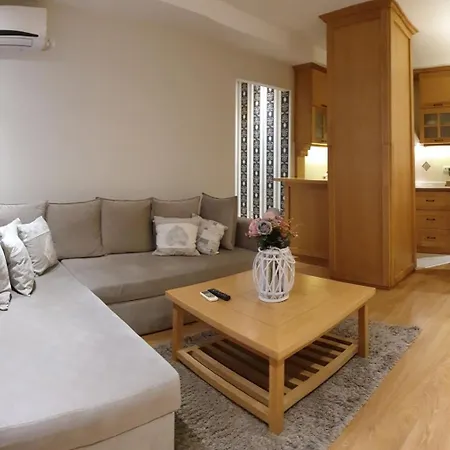 Shabby Chik, Cozy Near St Sava Temple * Βελιγράδι